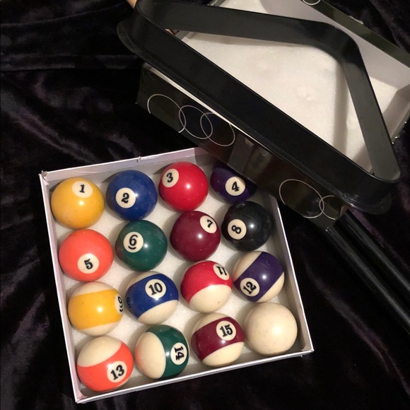 Aramith Other - Aramith Billiard Balls/Rack/2 pool sticks